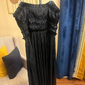 NWOT Ulla Johnson Dress Sz 2 Color is navy and dress is lined